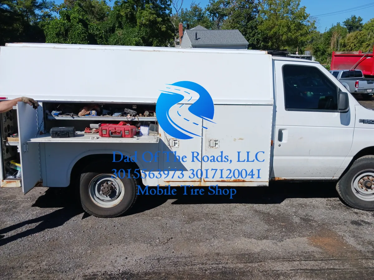 Snow plows Towing 24hrs