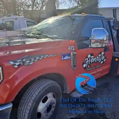 Clarksburg, Maryland - Highly-Skilled emergency Tesla tire help quick service