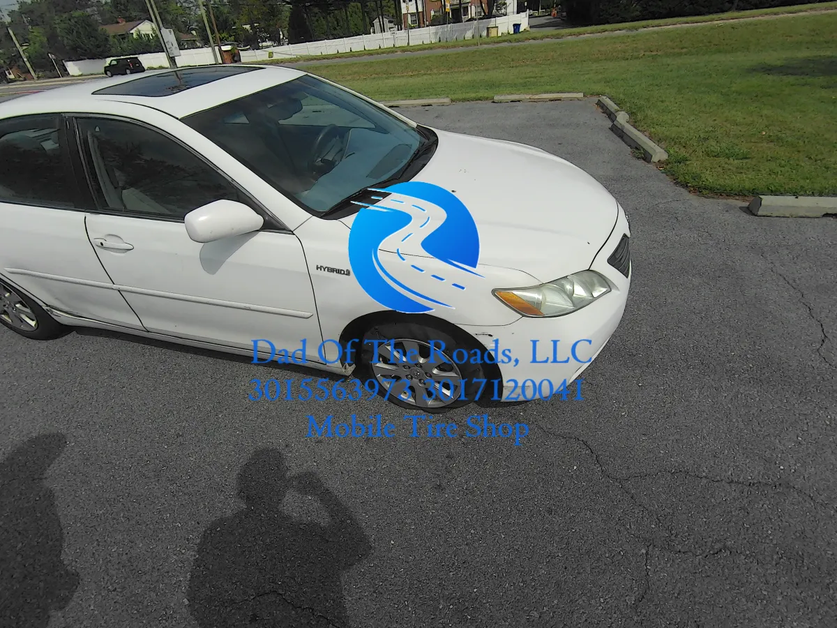 18-Wheeler Complete Tire Service