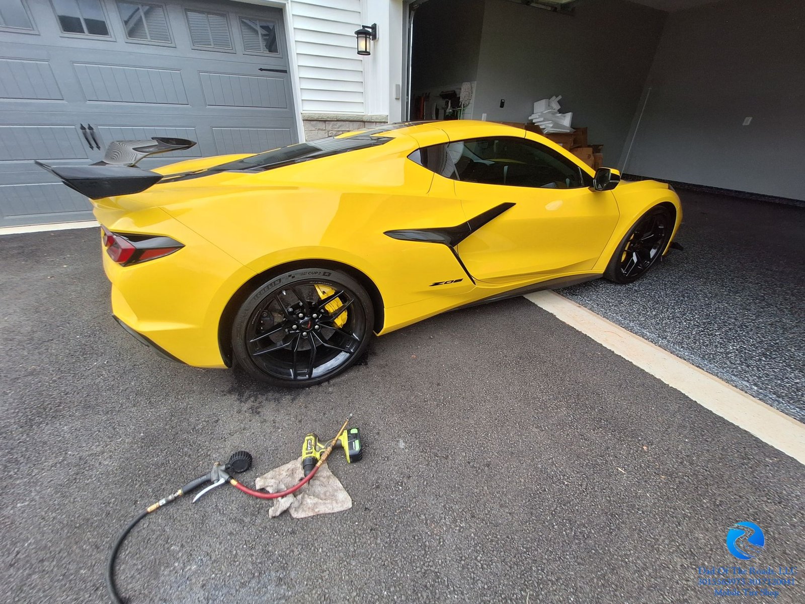 Mobile Tire Change for Truck