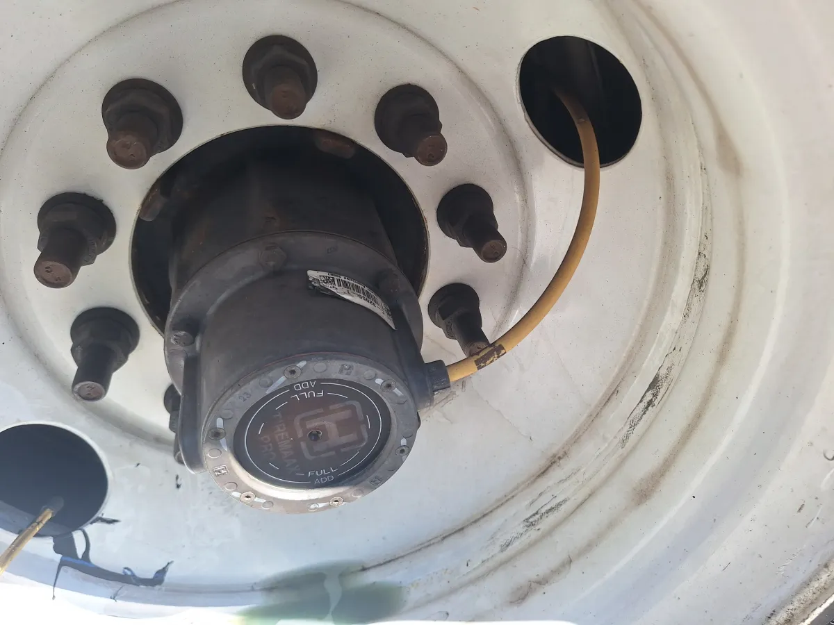 Mobile Tire Change for Truck